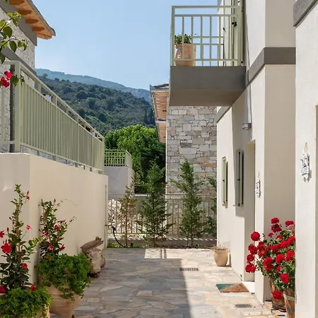 Sea And Sun Luxury Pools' Villas Chorefton Exterior photo