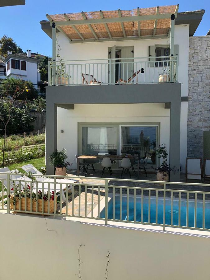 Sea And Sun Luxury Pools' חורפטו